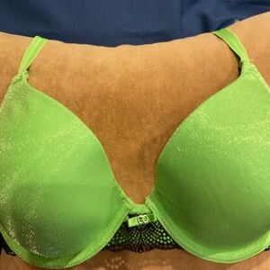 New without tags Lily Of France molded cup underwire bra 34D